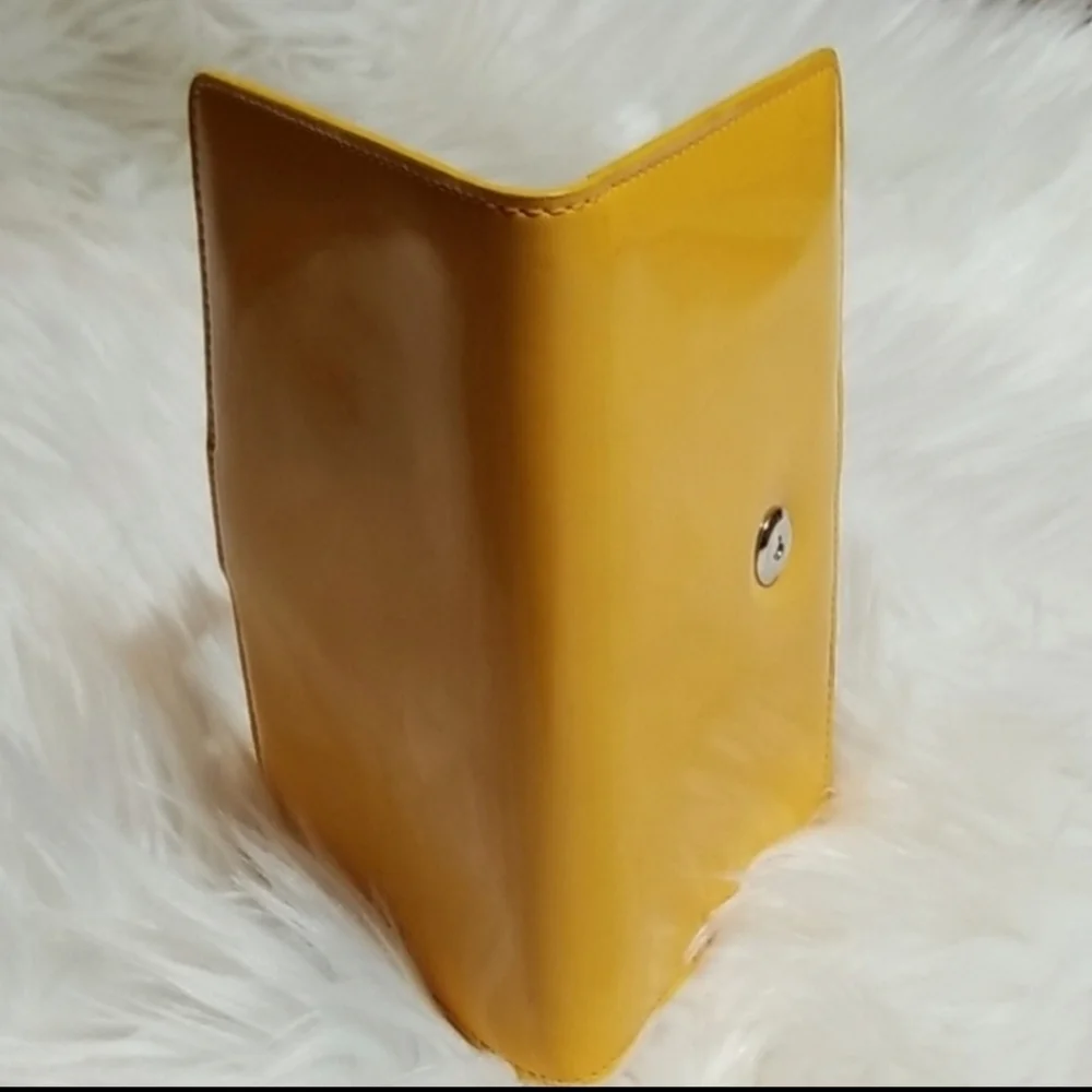Baekgaard Yellow Vinal Bifold Wallet